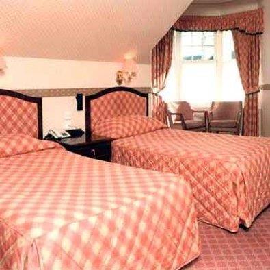 Burnett Arms 3* Banchory